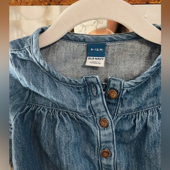 Old Navy 6-9 month denim romper - Picture 2 of 4